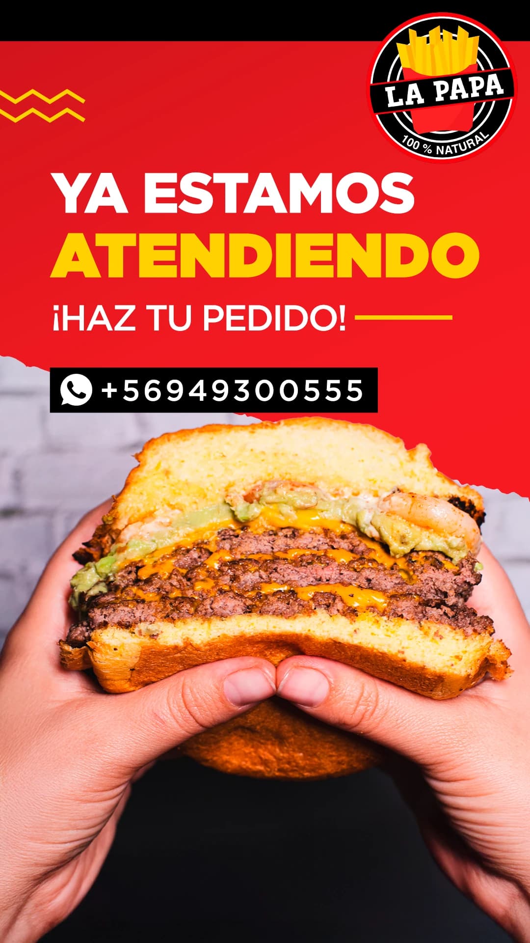 Pieza publicitaria: horario de atención y servicio de cocina abierta, trabajo de lapapa
